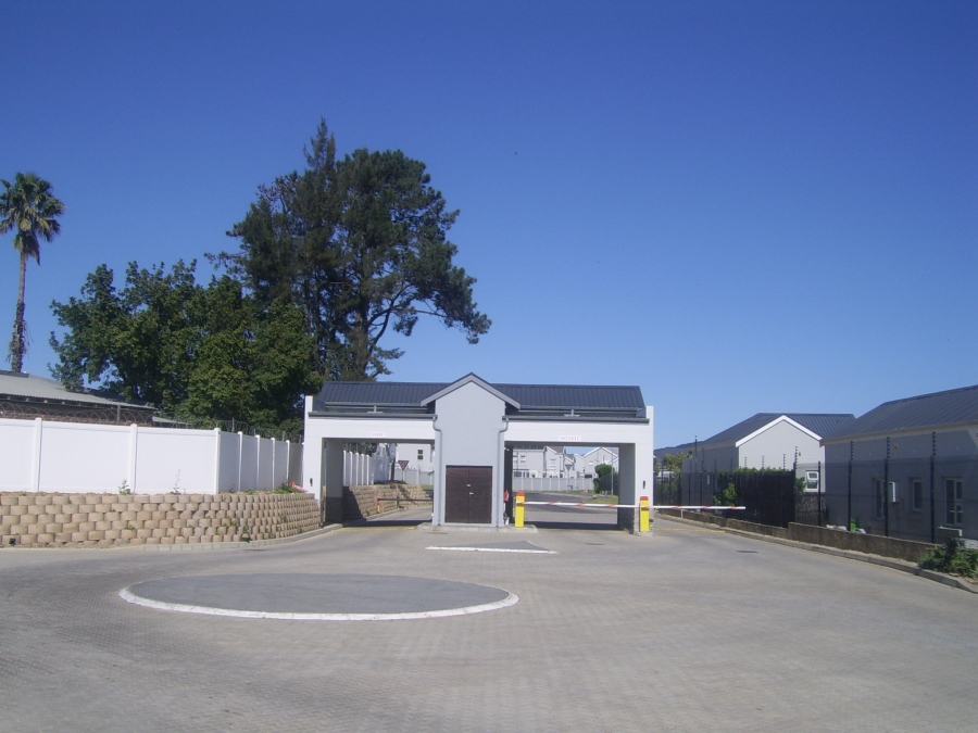 3 Bedroom Property for Sale in Bergenzicht Estate Western Cape